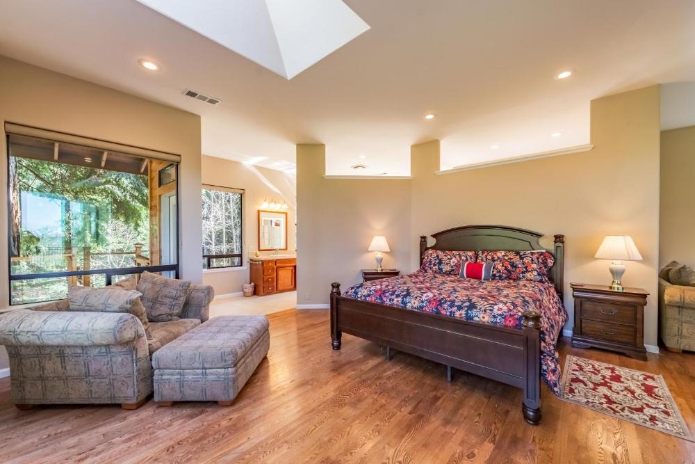 Moonlight Wildlife Retreat